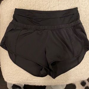 Lululemon black shorts with built in liner